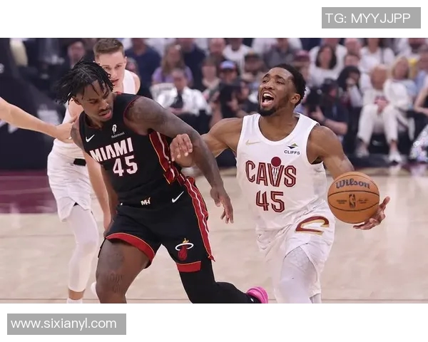 29日热火与骑士精彩对决录像回顾及赛后分析 29日热火与骑士精彩对决录像回顾及赛后分析